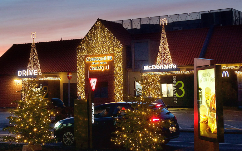 10-best-restaurants-open-on-christmas-2023-1.jpg