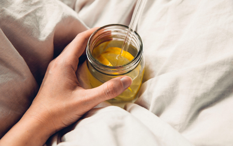 13-side-effects-and-tips-of-drinking-lemon-water-10.jpg
