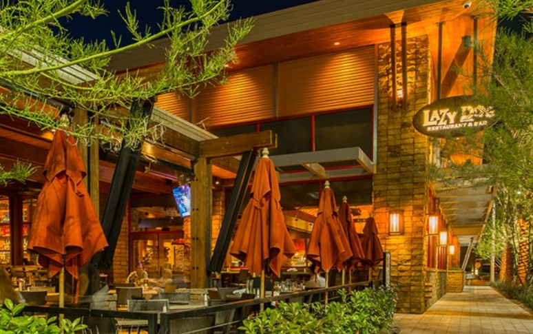 14-best-dog-friendly-restaurants-in-usa-14.jpg