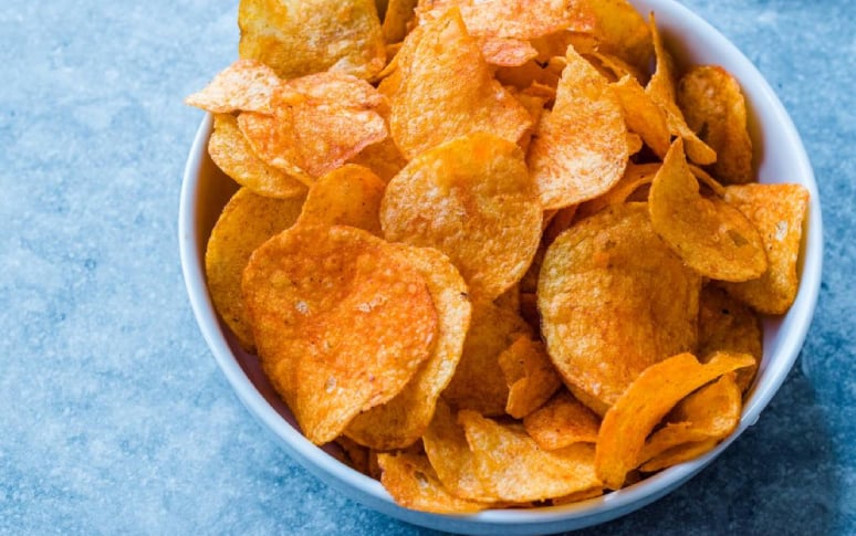 6-foods-that-make-you-look-older-than-you-really-are-2.jpg