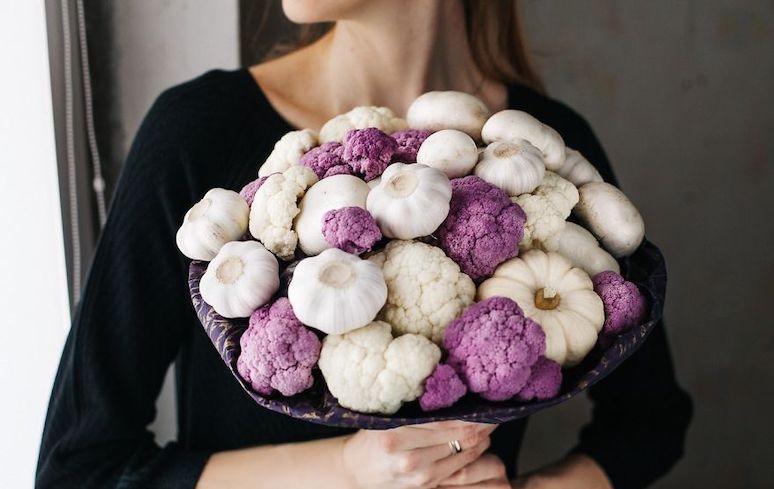 6-surprising-facts-about-garlic-2.jpg