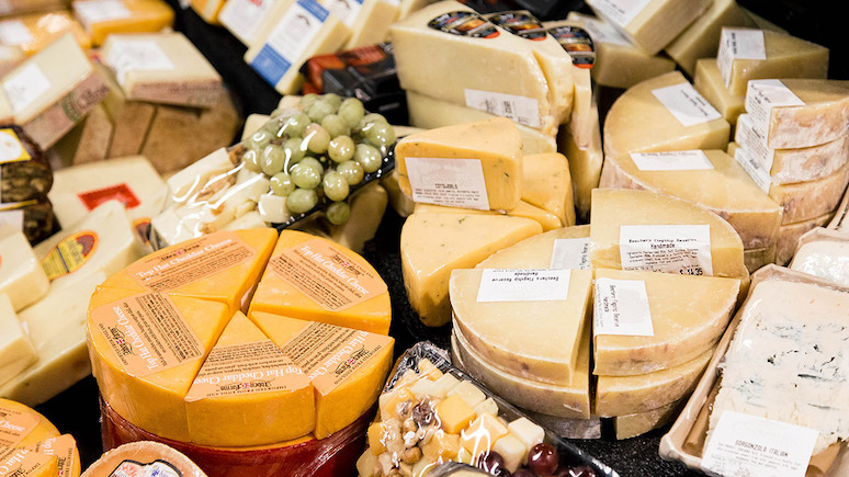 7-commonly-asked-questions-about-cheese-7.jpg