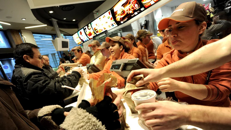 9-facts-about-how-greed-built-mcdonalds-empire-4.jpg