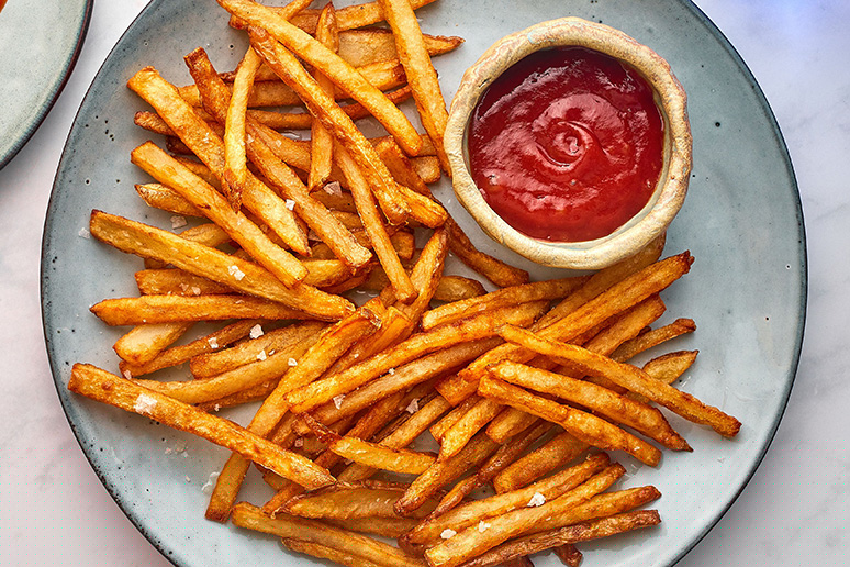 be-alert-to-these-8-foods-that-bring-you-nightmares-2.jpg