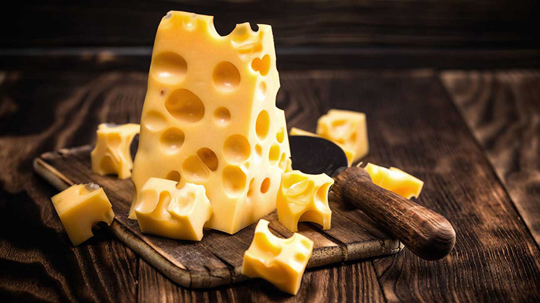 be-alert-to-these-8-foods-that-bring-you-nightmares-6.jpg