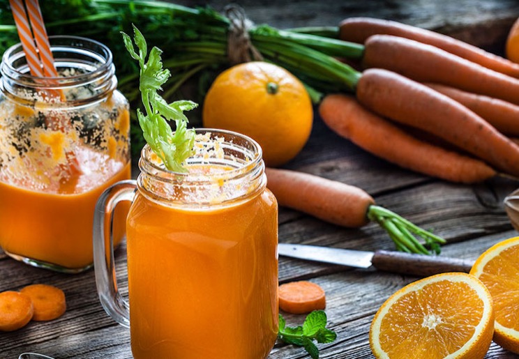 before-you-do-juice-cleanses-take-it-with-a-grain-of-salt-3.jpg