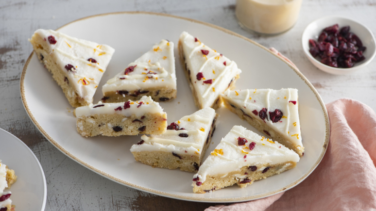 new-holiday-menu-items-from-two-major-coffee-chains-24.jpg