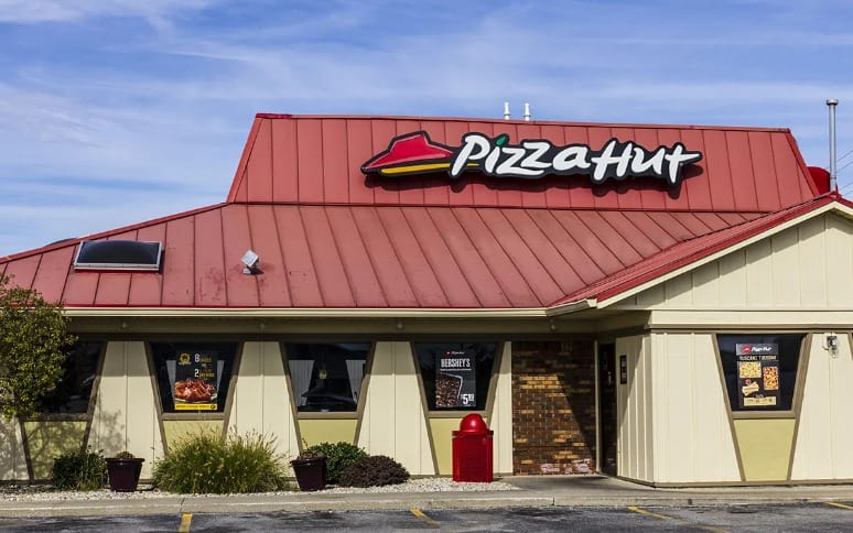 pizza-hut-closed-19-locations-suddenly-3.jpg