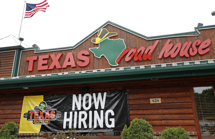 texas-roadhouse-plans-to-grow-to-900-locations-this-year-1.jpg