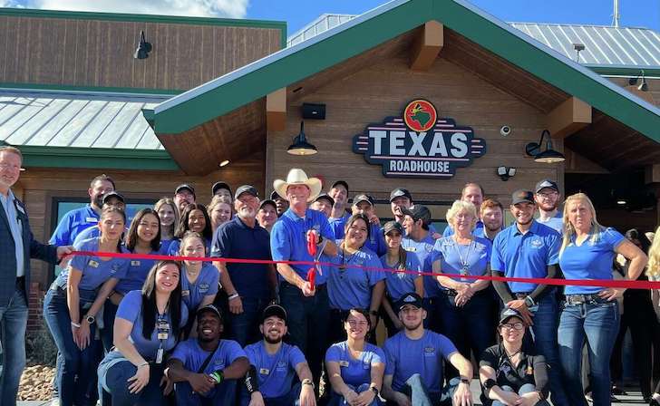 texas-roadhouse-plans-to-grow-to-900-locations-this-year-5.jpg
