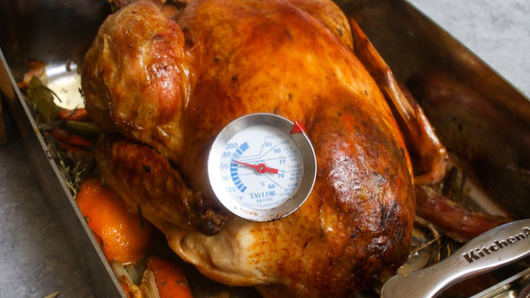 thanksgiving-garlic-herb-butter-roast-turkey-recipe-5.jpg