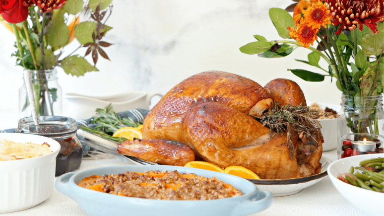 these-restaurants-are-offering-prepared-thanksgiving-family-meals-10.jpg